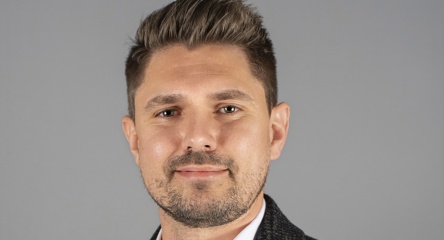 Carl Oreback - Headshot Photo